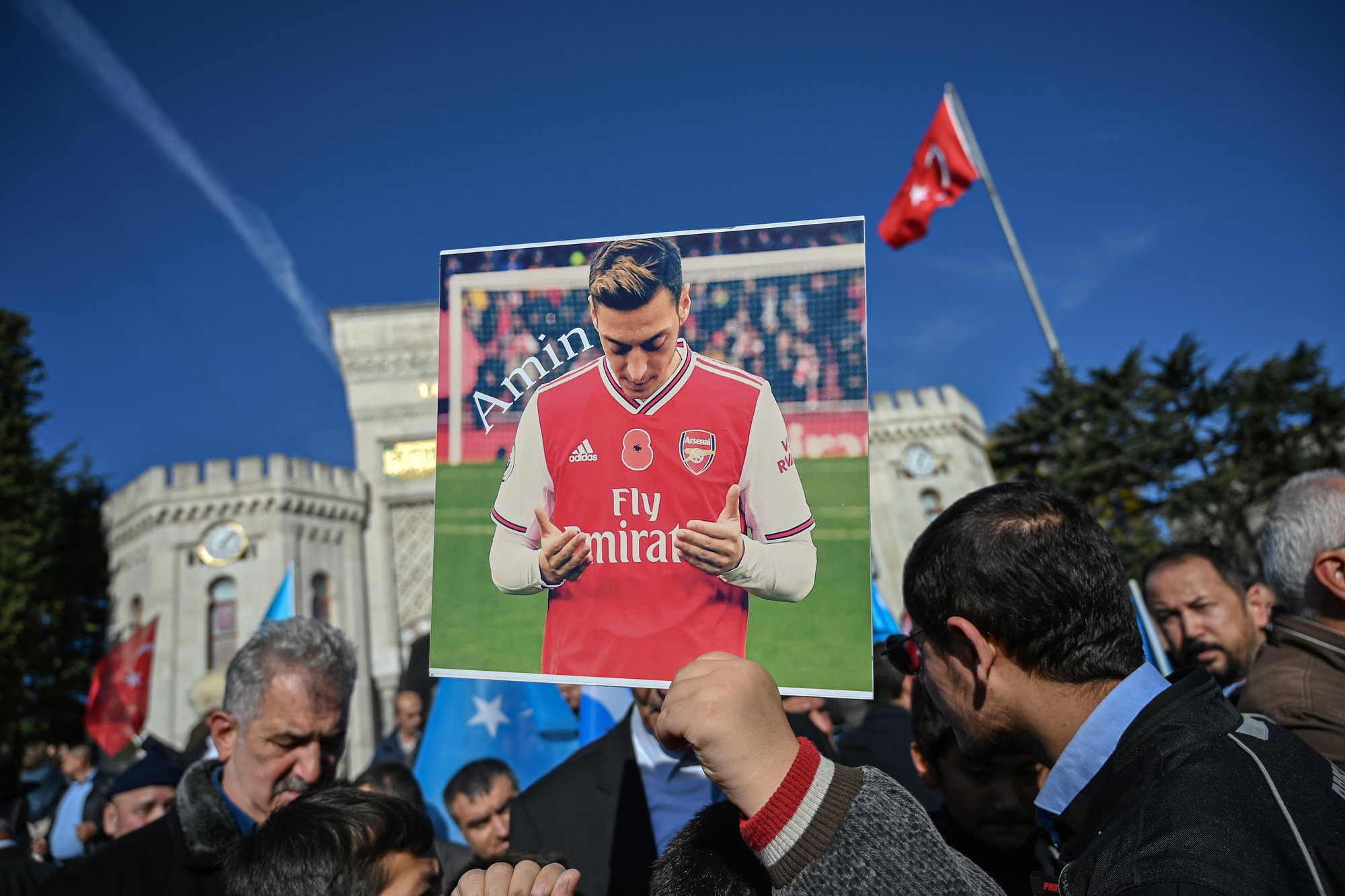 Chinese televisie schrapt Arsenal - Man. City na ...