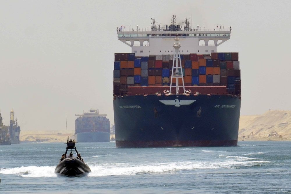 La seconde voie du canal de Suez, Reuters