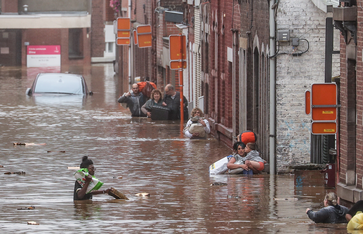 Inondations à Liège, le 15 juillet 2021. En quelques heures, certain·e·s ont beaucoup voire tout perdu.