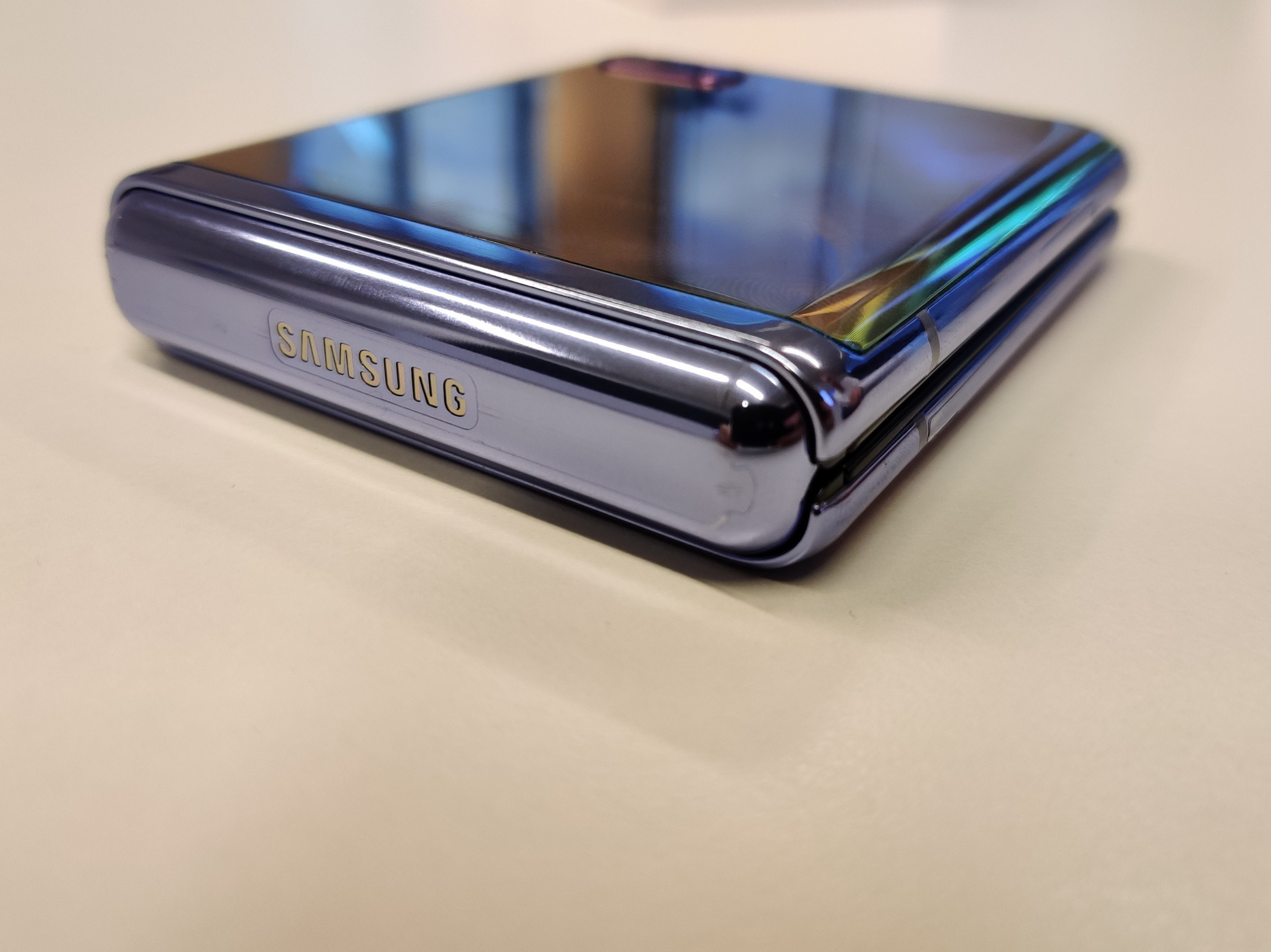 Samsung Galaxy Z Flip, PVL