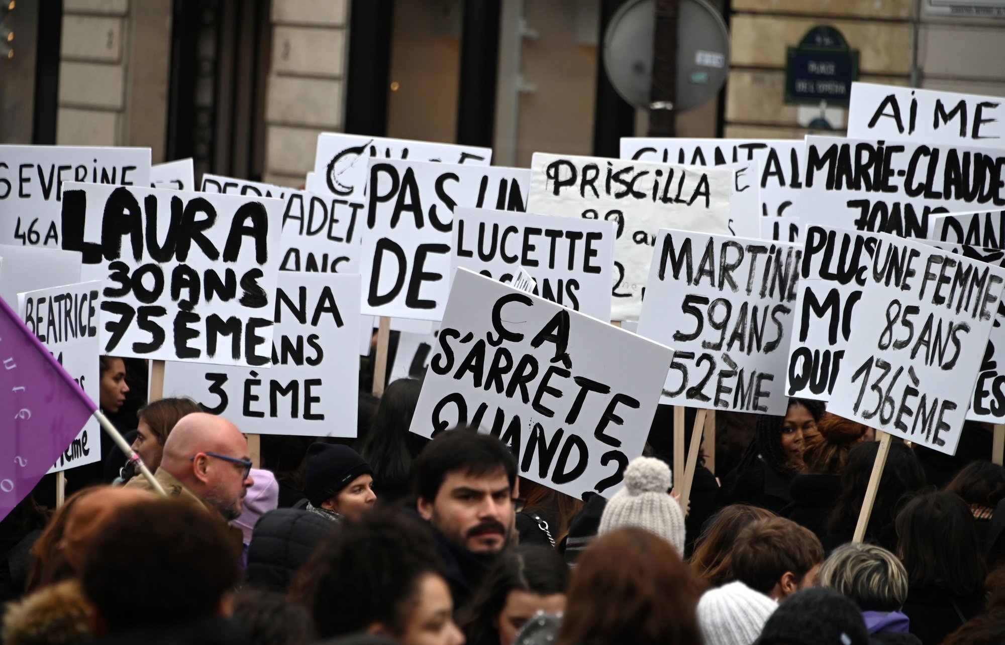 Forte Mobilisation En France Pour Dire "stop" Aux Violences Envers Les ...