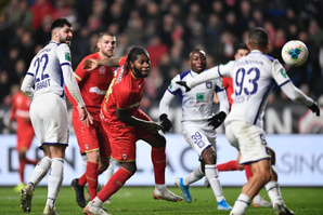 Antwerp en Anderlecht delen de punten op de Bosuil