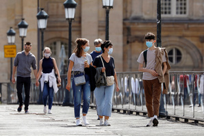 Coronavirus: vers une fermeture des bars à Paris