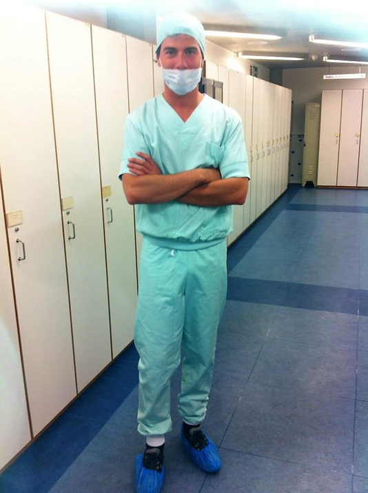 Michaël Labro lors de son cursus de médecine, DR